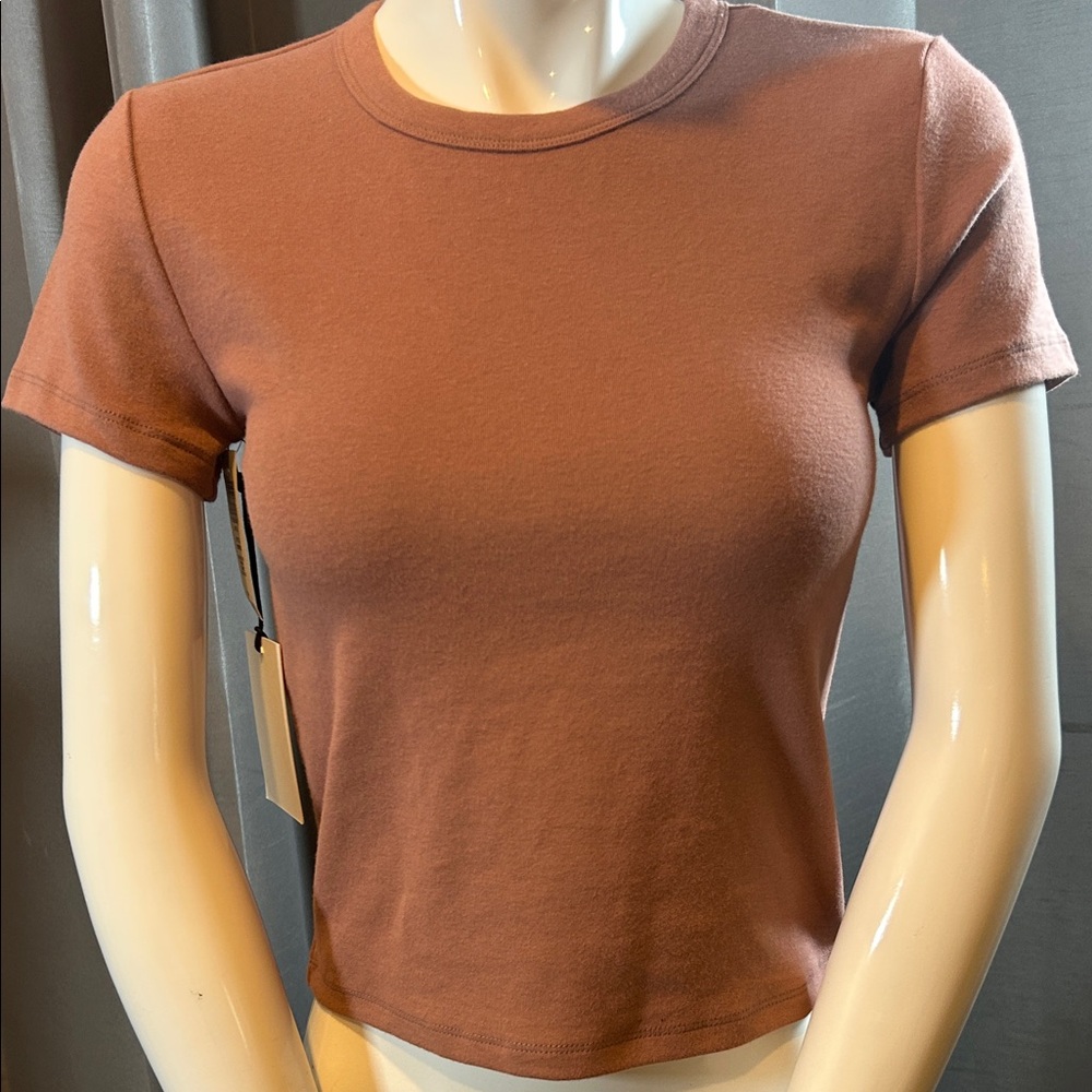 Sunday Best BestHug™ Little Ribbed T-Shirt Chocolate Sorbet (NWT)